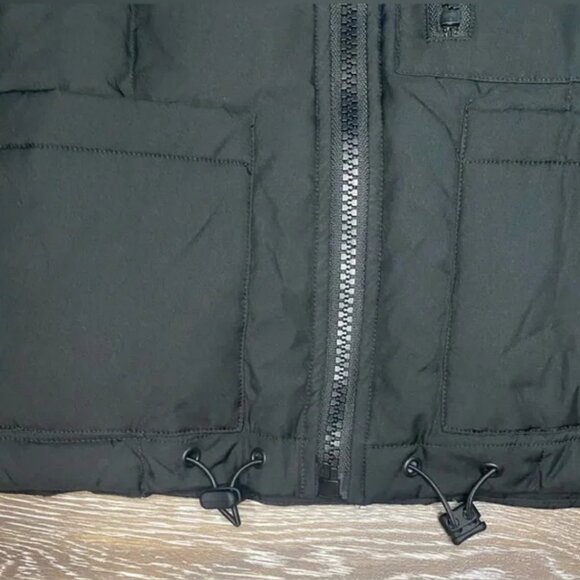 VHNY HEAVYWEIGHT BLACK PUFFER CROP COAT WITH REMOVABLE HOOD SIZE MEDIUM - Picture 10 of 12